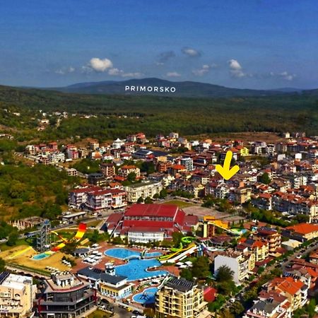 Family Hotel Bohemi II Приморско Экстерьер фото